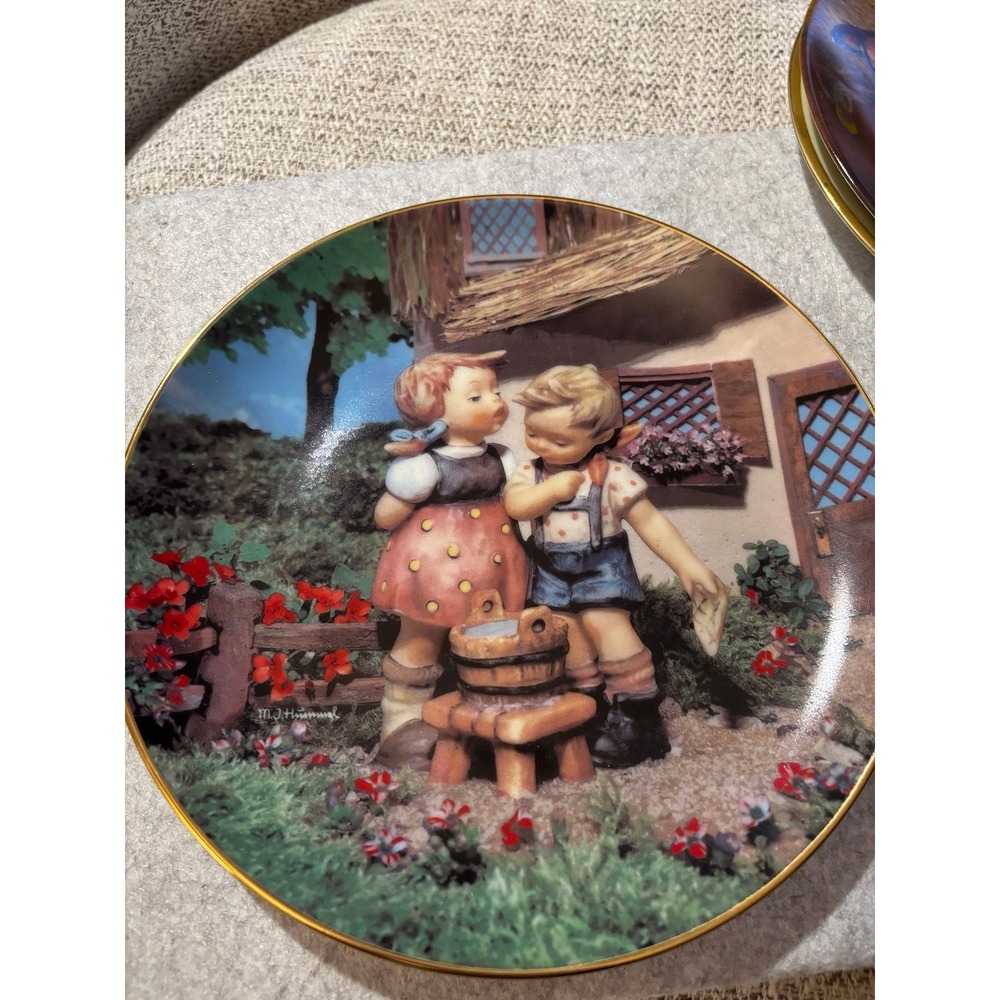 Hummel "Squeaky Clean" Collector Plate